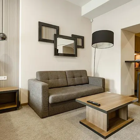 Apart-hotel Senator Maidan 4*