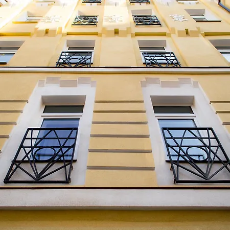 Apart-hotel Senator Maidan Kiev